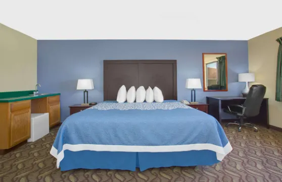 北普拉特温德姆戴斯酒店