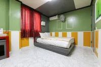 Iksan Donghae Motel Hotels near Guryong Village Bamboo Forest