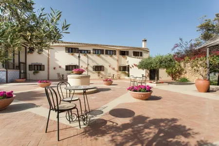 Hotel Foresteria Baglio Della Luna