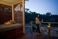 Blue Cliffs Retreat - Inns
