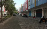 Lestari Homestay Hotel a Gresik