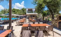 Poseidon Hotel Sea Resort - breakfast