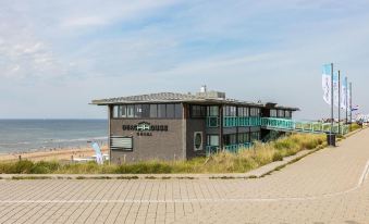 Beachhouse Hotel