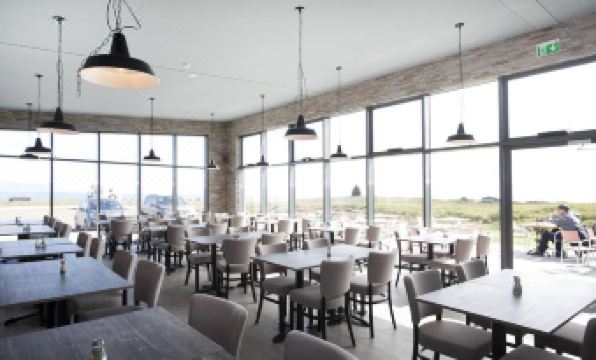 6. 아르나르스타피 ..