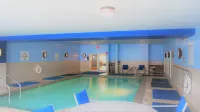 Holiday Inn Express & Suites INDIANAPOLIS NORTH - CARMEL by IHG - プール