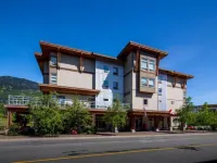 HI Whistler - Hostel Hotels in Whistler