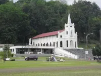 Luscious Hotel Hotels near Arulmigu Sri Maha Karumari Kulathambal Temple Simpang Ampat , Seberang Perai