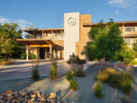 雷丁日晷橋喜來登酒店 雷丁酒店