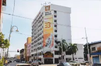 Hotel Yt Midtown Kuala Terengganu Các khách sạn gần Sân bay Sultan Mahmud