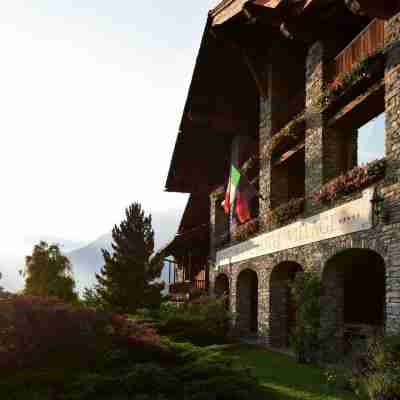 Relais Mont Blanc Hotel & Spa Hotel Exterior