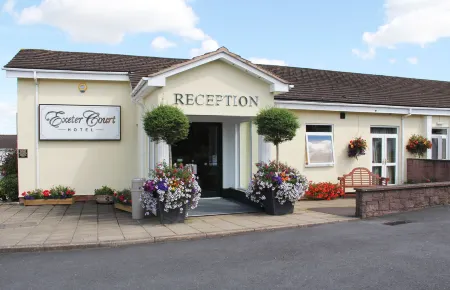 Exeter Court Hotel Отели в г. Данчидеок