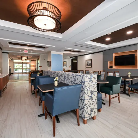 Holiday Inn Express & Suites CHARLOTTE SOUTHEAST - MATTHEWS by IHG