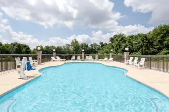 Days Inn by Wyndham Morristown