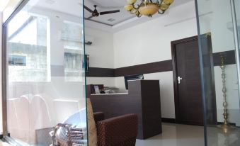 Maduraa Serviced Apartment