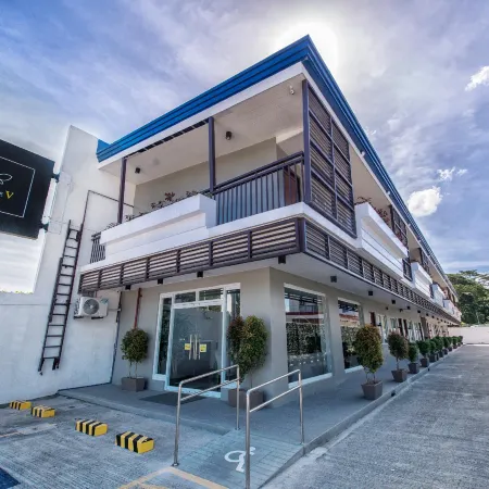 Bumble V Hotel Subic