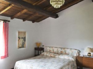 Apartment le Scalette a Relaxing Oasis Near Florence