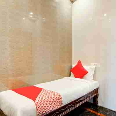 Hotel Tejasri Residency Rooms