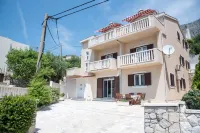 Apartments Pavla I Niko - Alojamientos