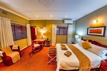 Amper Bo Guest House Отели рядом с достопримечательностью «Idube Game Reserve»