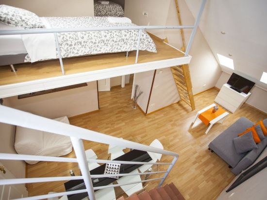 Fuencarral Apartments