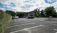 KYRIAD BORDEAUX SUD - Villenave d'Ornon - parking