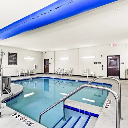Cobblestone Hotel & Suites - Superior Duluth
