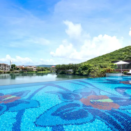 Holiday Inn & Suites SANYA YALONG BAY by IHG
