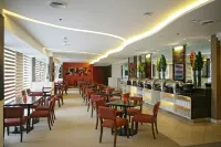 St Giles Hotel Makati - breakfast