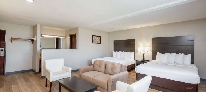 Days Inn by Wyndham Somerset PA I-70 I-76 Hotels in Somerset County