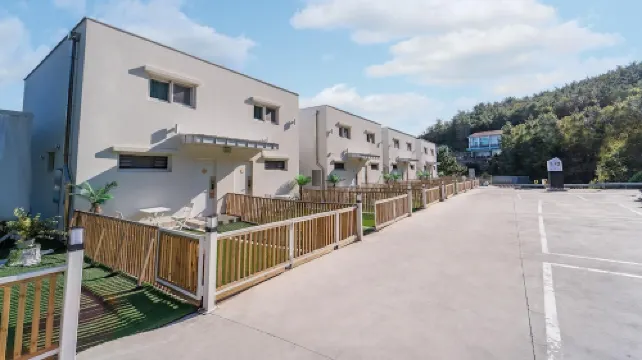 ยอซู นูคิม พูลวิลล่า