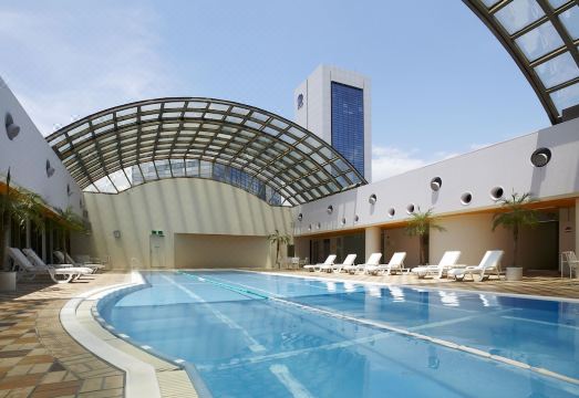 고베 포르토피아 호텔 야외 수영장