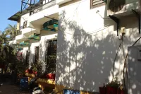 Hotel Goodluck Residency