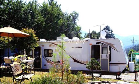 Gapyeong Hillhouse Pension - Housity