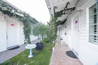 El Rancho Motel