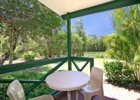Lorikeet Holiday Park Hotels in Woolgoolga