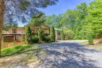 Deer & Doe by HoneyBearCabins Hotel a Sevierville