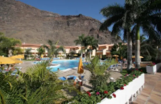 Apartamentos Jardín del Conde