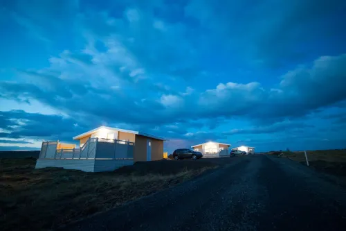Icelandic Cottages - parking