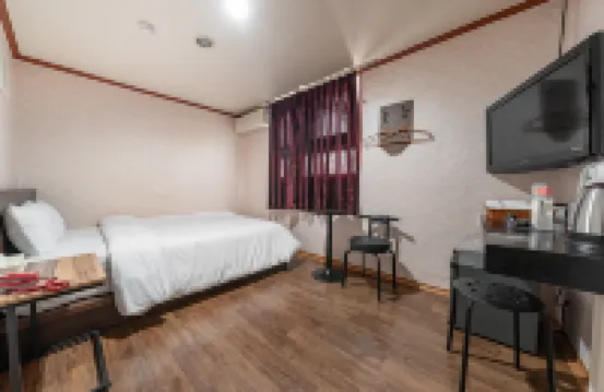 Itaewon Seongji Hotels near Itaewon-dong