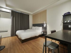 Gongju Singwan Just Stay Hotel