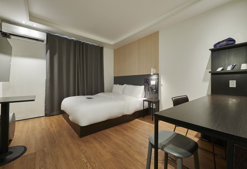 저스트 스테이호텔