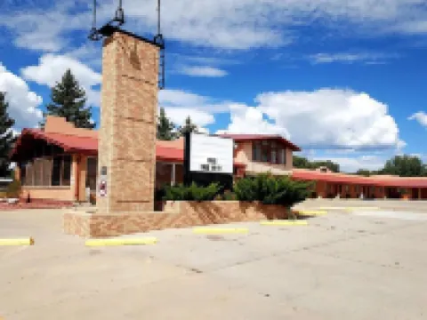 Howard Johnson by Wyndham Raton Hoteles en Ratón