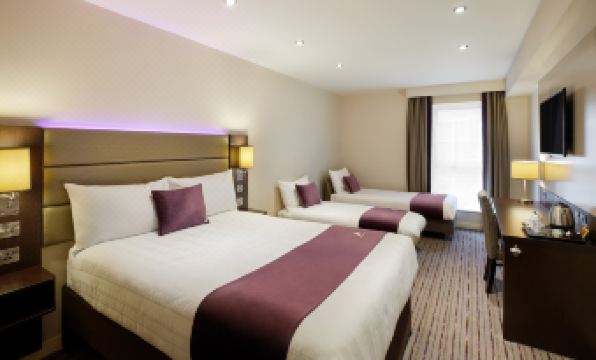Premier Inn Salisbury South Milford