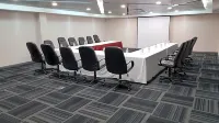 Bahia Escondida Hotels in Сантьяго