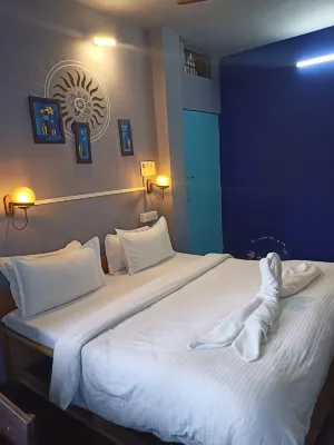 Banaras Rest House