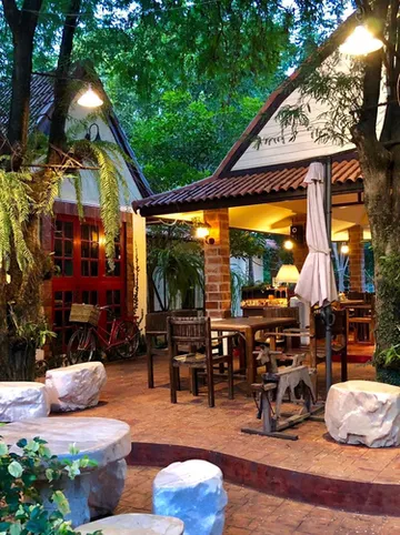 รูปภาพของท่าช้างวินเทจ