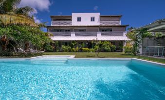 Le Mandala Moris Guesthouse Pointe Aux Canonniers