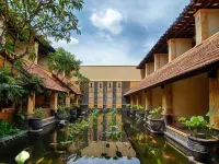 Lotus Garden Hotel by Waringin Hospitality Hotel dekat Wisata View 138 Kediri