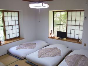 Fuji-Hakone Guest House