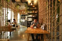 JK Living Hotel and Service Apartment - breakfast